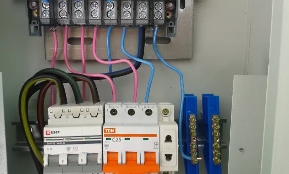 Монтаж АВТОМАТА трехфазный с подключением