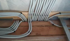 Прокладка ГОФРЫ под скобу гипсокартон, дерево