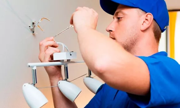 Разборка/сборка ОСВЕТИТЕЛЬНОГО ПРИБОРА - сложный