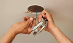 Установка ОСВЕТИТЕЛЬНОГО ПРИБОРА с подкл, без сборки потолочное крепл