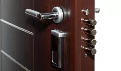 Врезка ЗАМКА (СЛОЖНОГО) в МЕТАЛЛИЧЕСКУЮ  дверь