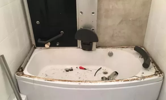 Демонтаж  ДУШЕВОЙ КАБИНЫ (без выноса)