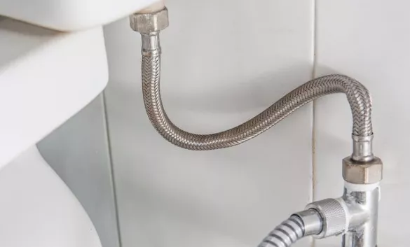 Демонтаж гибкой подводки