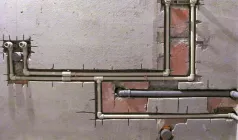 ШТРОБЛЕНИЕ стен под трубы водоснабжения - кирпич